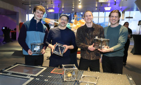 phaeno eröffnet Forum mit erstem Thema: Kunststoff