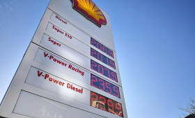 Hubig will Spritpreis-Erhöhungen nur noch einmal täglich