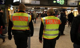 Eintracht Braunschweig gegen Dynamo Dresden: Polizei gibt Bahn-Hinweise