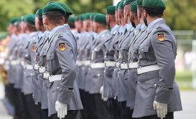 Personalbestand der Bundeswehr wächst weiter