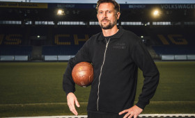 Er ist der neue Trainer von Eintracht Braunschweig