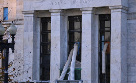 US-Notenbank lässt Leitzins unverändert - und wird vorsichtiger