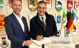 Antrittsbesuch: Generalkonsul Italiens im Rathaus zu Gast