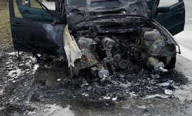 Brennender Pkw löst Böschungsbrand auf A1 bei Elsdorf aus