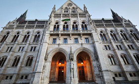 EuGH: Ungarisches LGBTQ-Gesetz nicht mit EU-Werten vereinbar