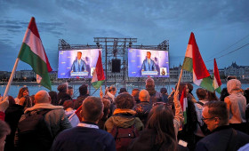Parlamentswahl in Ungarn: Magyar spricht von "historischem Tag"