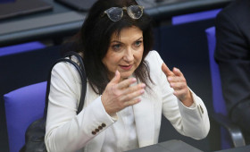 Reiche will "Top-Management-Beratung" aus Ministerium auslagern