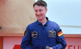 Gerst oder Maurer: Erster Europäer auf dem Mond soll Deutscher sein