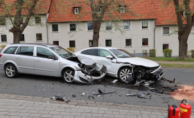 Salzgitter: Schwerer Verkehrsunfall – Zwei Verletzte