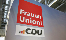 Frauen Union fordert besseren Schutz für Deepfake-Opfer