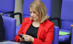 Datenabfluss nach Signal-Attacke laut Bundesregierung "gestoppt"