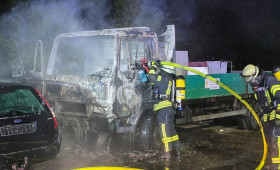 Lkw-Brand in Celle von Feuerwehr gelöscht