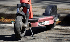 Wolfsburg: Jugendlicher stirbt bei E-Scooter-Unfall