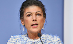 Wagenknecht kritisiert Haushaltsentwurf 2027 scharf