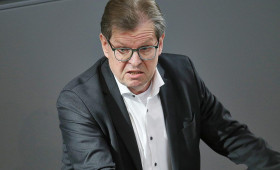 Stegner nennt Ermahnungen des Kanzlers "kontraproduktiv"