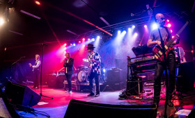 Kultstatus seit fünf Jahrzehnten: Diese Band kommt ins Schön & Frölich