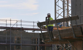 Deutlich mehr Baugenehmigungen für Wohnungen im Februar