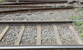 Bahnstrecke Kiel-Rendsburg wegen Brückenarbeiten gesperrt