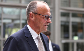 Merz lädt Sozialpartner in Koalitionsausschuss ein