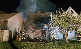 Gebäudebrand in Gifhorn - Feuerwehr muss in der Nacht ran