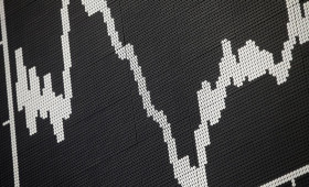 Dax schließt auf Vortagesniveau - Iran-Verhandlungen im Fokus