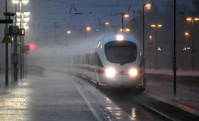 Wetterdienst weitet Unwetterwarnungen aus