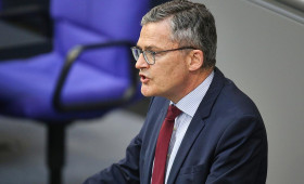 Kiesewetter: US-Truppenabzug könnte Aktion gegen Deutschland sein