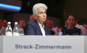 Paukenschlag auf FDP-Parteitag: Strack-Zimmermann kandidiert