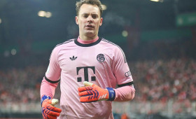 Manuel Neuer verlängert beim FC Bayern München bis 2027
