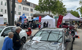 Oldtimer und neueste Trends: Die Auto- und Zweiradmeile Wolfsburg