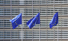 EU will Cloud-Geschäfte von Amazon und Microsoft regulieren