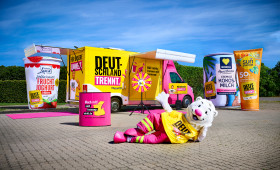 Das macht eine XXL-Verpackung in der Innenstadt