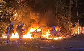 PKW in Bad Salzdetfurth ausgebrannt