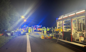 Helmstedt: Schwerer Unfall auf A39: Geisterfahrer sorgt für Frontal-Crash