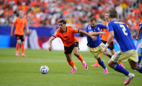 Fußball-WM: Niederlande besiegen Schweden deutlich