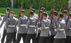 Zahl der Kriegsdienstverweigerungen steigt auf Höchststand seit 2011