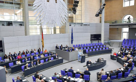 Verfassungsschützer für Prüfung der Geheimschutzpraxis im Bundestag