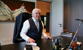 Steinmeier verteidigt hohe Kosten für Schloss Bellevue