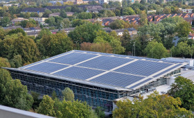 So viel Strom produzieren Braunschweigs Schwimmbäder auf dem Dach