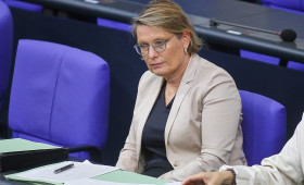 Justizministerin will bei IFG-Reform auf Transparenz pochen