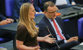 "Folgerichtig" - Grüne begrüßen Rücktritt von Spahn
