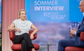 Linken-Chefin will "breite Bündnisse gegen diesen Sozialkahlschlag"