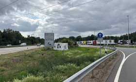 Wohnmobil auf der A1 bei Stuhr verunglückt