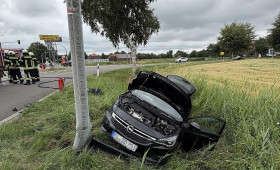 Verkehrsunfall auf der B210 in Aurich-Middels