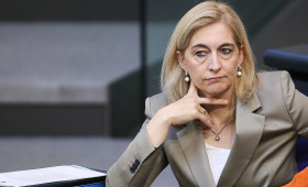 SPD-Frauen für Warken als Spahn-Nachfolgerin