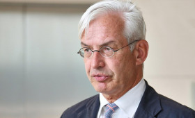 Merz will Middelberg als neuen CDU-Schatzmeister