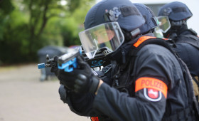 Nach Schüssen in Braunschweig: Wann darf die Polizei zur Waffe greifen?