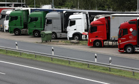 NRW verlängert Aussetzung des Lkw-Sonntagsfahrverbots