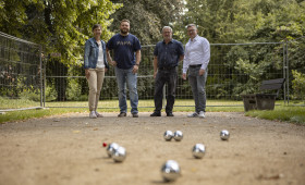 Neue Boulebahn im Peiner Stadtpark eröffnet