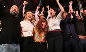 Linke gewinnt Wahl in Berlin - CDU muss in MV bangen